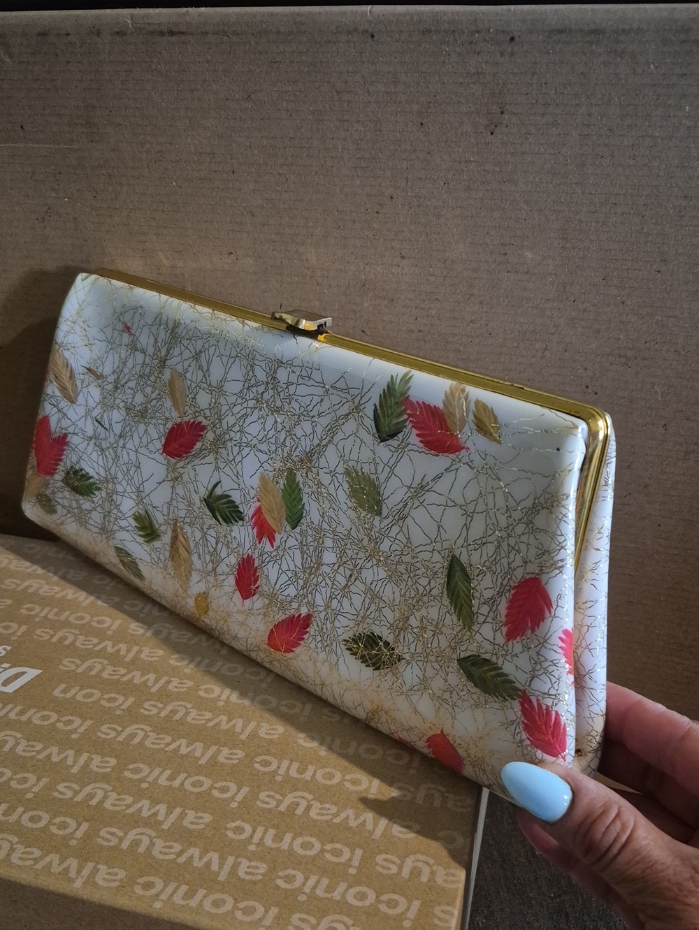 Vintage HARRY LEVINE 1050'S  White Leaf-Print Clutch Bag with Gold Trim